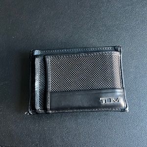Tumi wallet cardholder with money clip